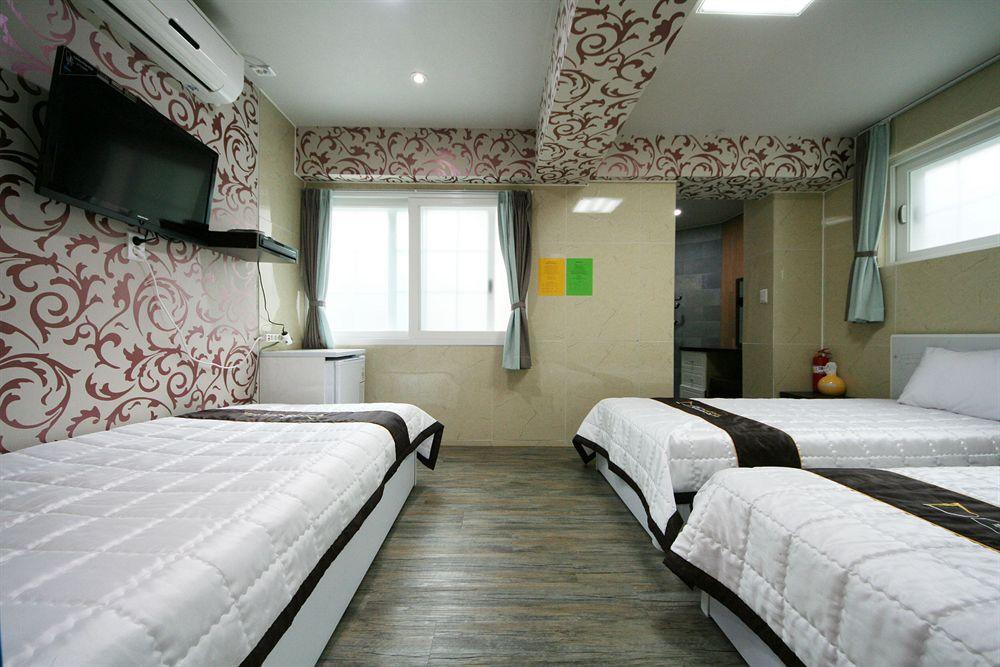 Guesthouse Myeongdong 2 首爾 外观 照片