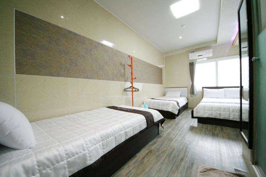 Guesthouse Myeongdong 2 首爾 客房 照片