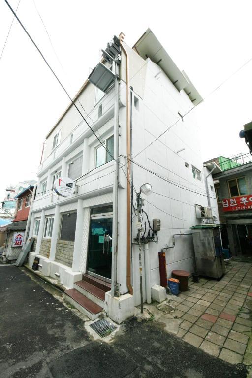 Guesthouse Myeongdong 2 首爾 外观 照片