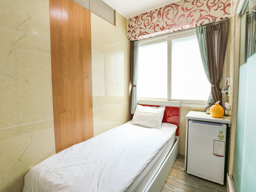Guesthouse Myeongdong 2 首爾 外观 照片